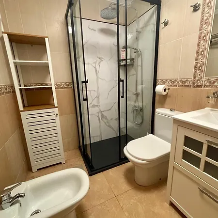 Vinas Apartman *
